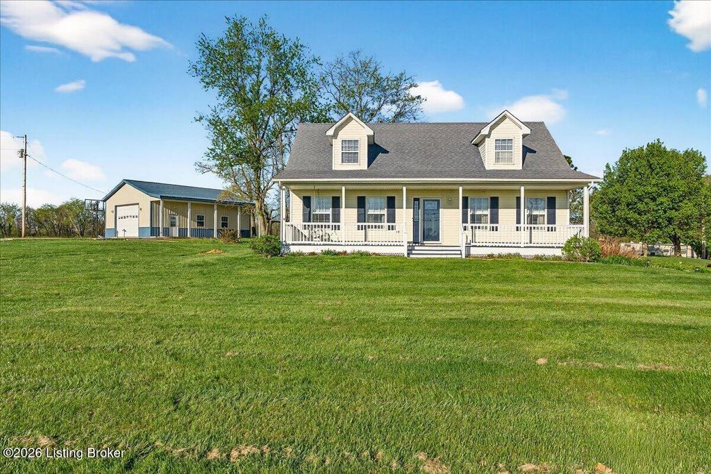 Photo of 15 Harrington Ave, Brandenburg, KY 40108 (MLS # 1713031)