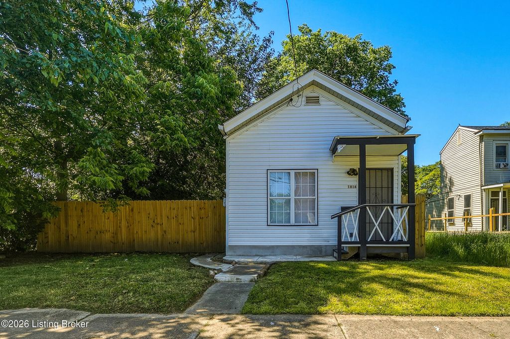 Photo of 1814 Standard Ave, Louisville, KY 40210 (MLS # 1717418)