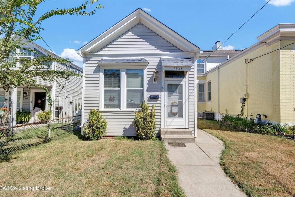 Photo of 1103 Milton St, Louisville, KY 40217 (MLS # 1730564)