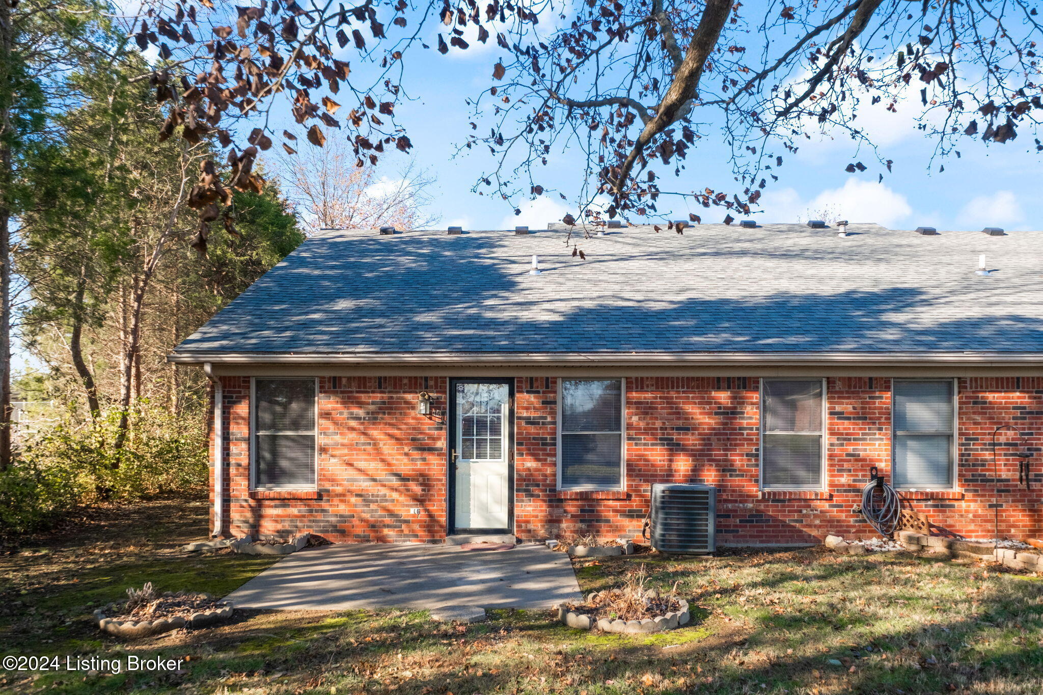 133 Huron Ct, Shepherdsville, Kentucky image 30