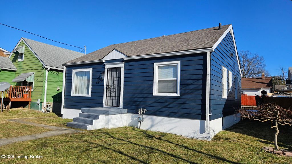 Photo of 319 Cecil Ave, Louisville, KY 40211 (MLS # 1709050)