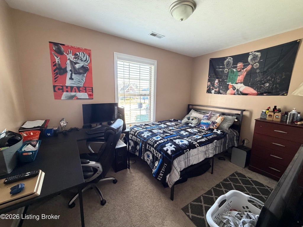 Photo of 675 Tecumseh Dr, Shepherdsville, KY 40165 (MLS # 1730451)