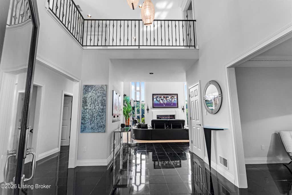 Photo of 510 Crenshaw Ln, Fisherville, KY 40023 (MLS # 1723118)