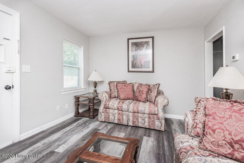 Photo of 1157 S 43rd St, Louisville, KY 40211 (MLS # 1730165)