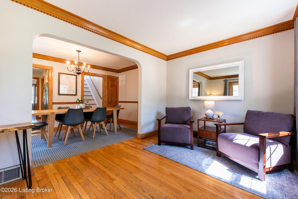 Photo of 4818 Bellevue Ave, Louisville, KY 40215 (MLS # 1717395)