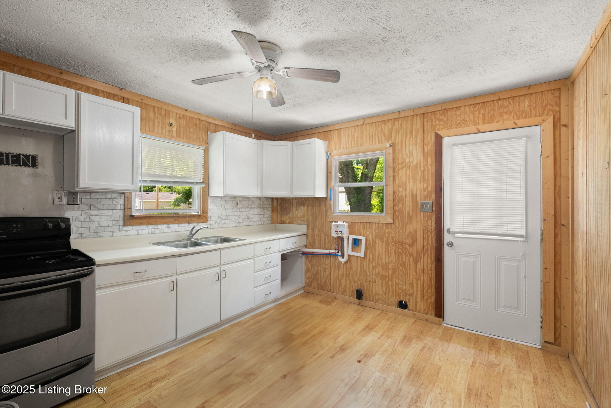 6614 Putman St, Louisville, Kentucky image 9