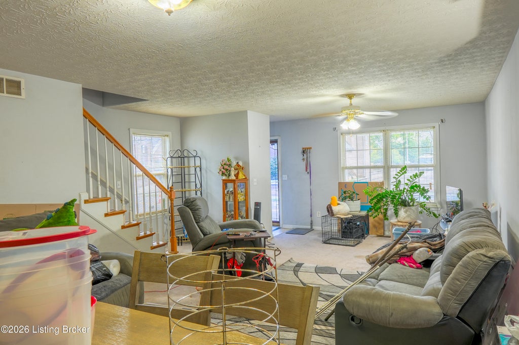 Photo of 1514 W Muhammad Ali Blvd, Louisville, KY 40203 (MLS # 1732101)