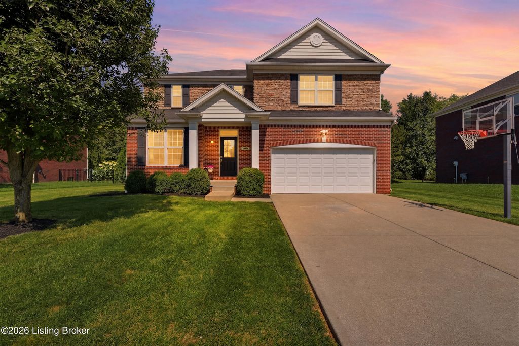 Photo of 1107 Crossings Cove Ct, Louisville, KY 40245 (MLS # 1723516)