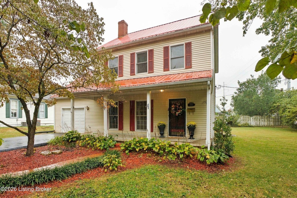 Photo of 210 W Chestnut St, Leitchfield, KY 42754 (MLS # 1730905)