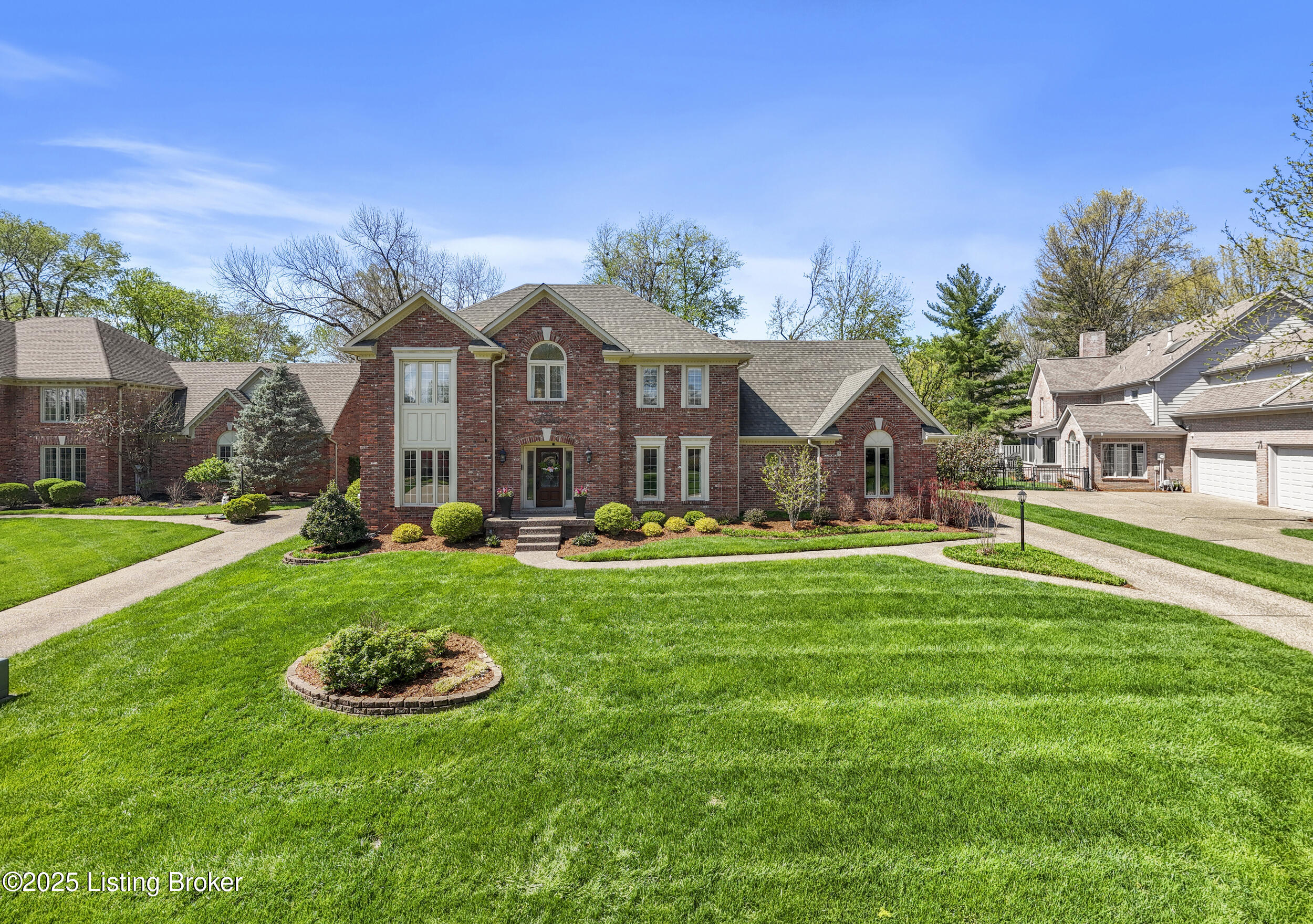 7205 Wyndefair Ct, Prospect, Kentucky image 1