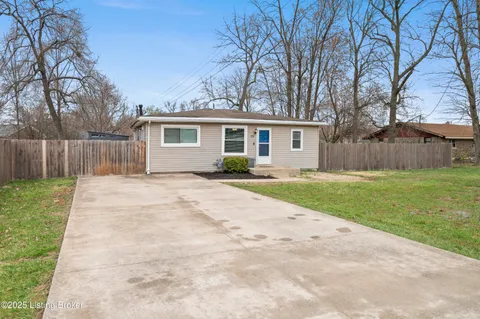 270 Velva Dr, Louisville, KY 40229 - #: 1682448