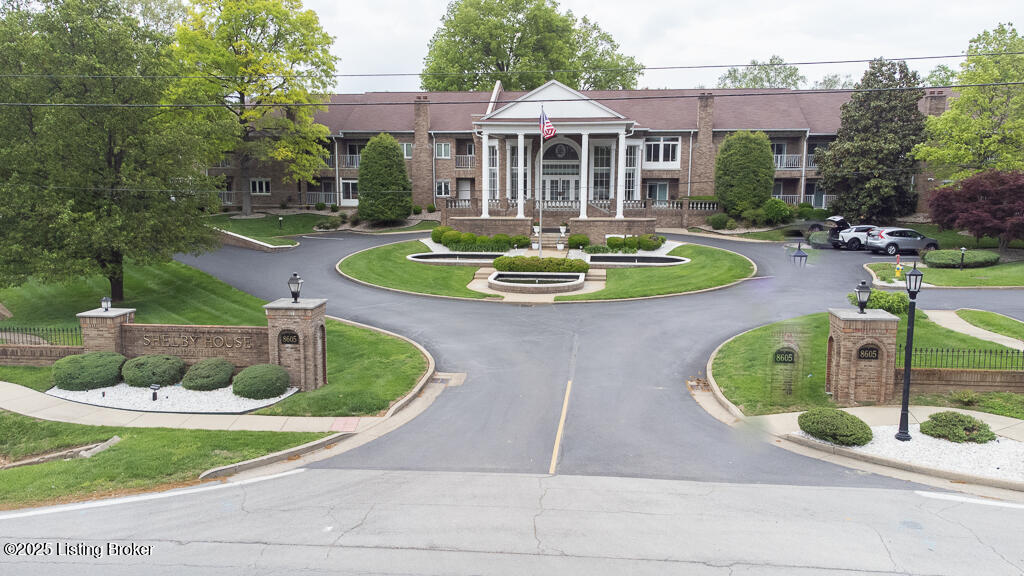 8605 Shelbyville Rd #208, Louisville, Kentucky image 34
