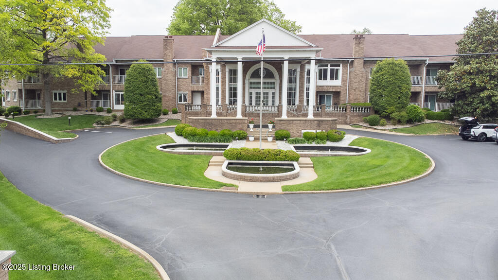 8605 Shelbyville Rd #208, Louisville, Kentucky image 36