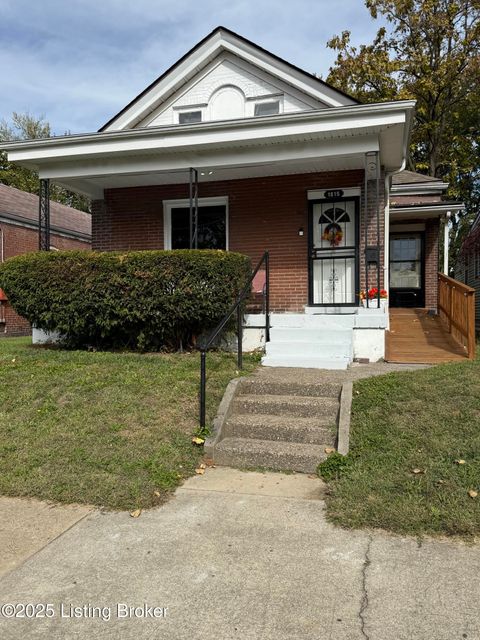 Photo of 1815 Osage Ave, Louisville, KY 40210 (MLS # 1701869)