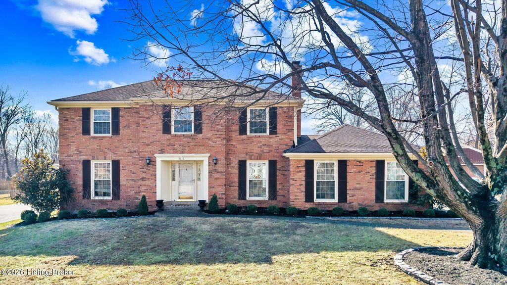 Photo of 1310 Bentwood Way, Louisville, KY 40223 (MLS # 1709314)