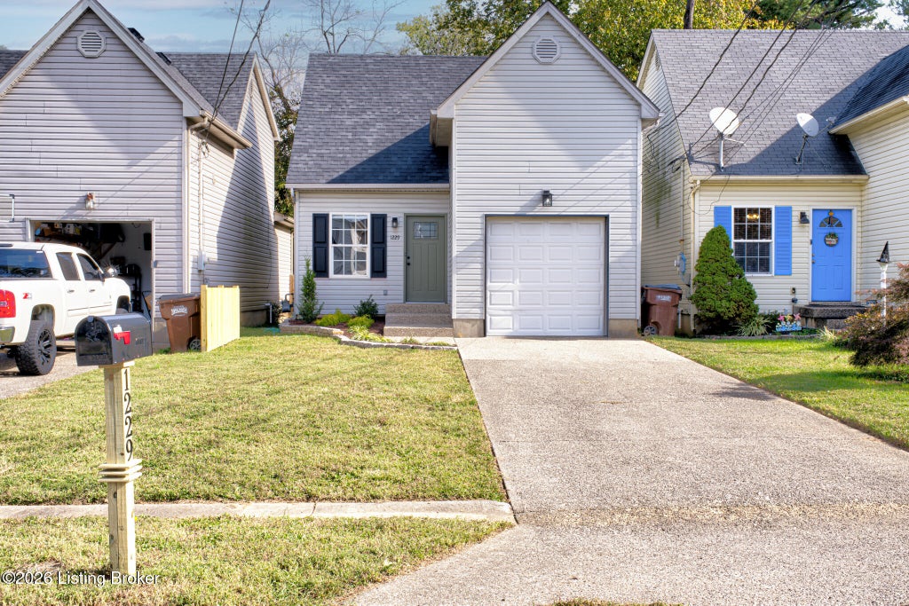 Photo of 1229 Etawah Ave, Louisville, KY 40222 (MLS # 1732983)
