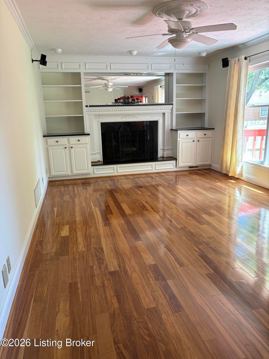 Photo of 1303 Limestone Trace, Louisville, KY 40223 (MLS # 1716749)