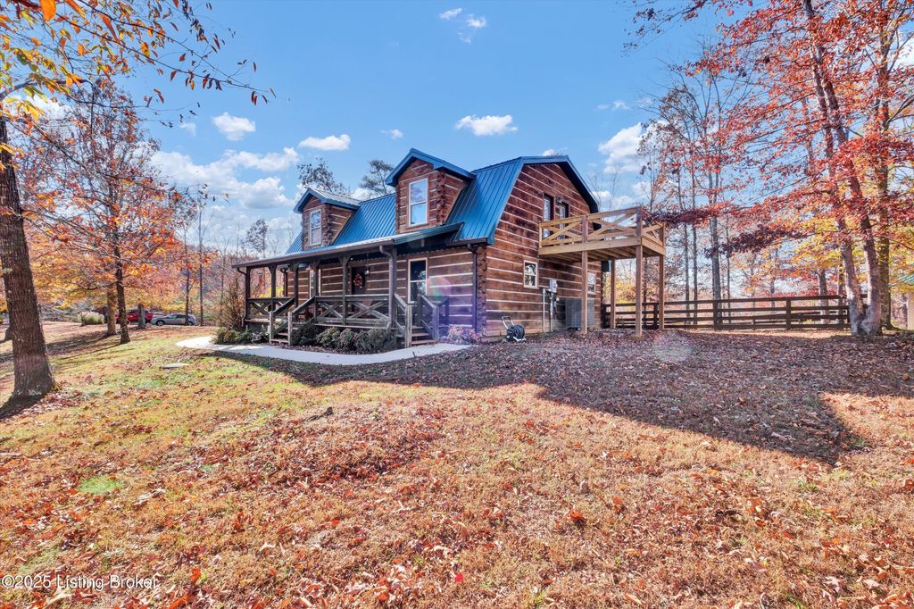 Photo of 184 Furnace Branch Rd, Bee Spring, KY 42207 (MLS # 1703501)