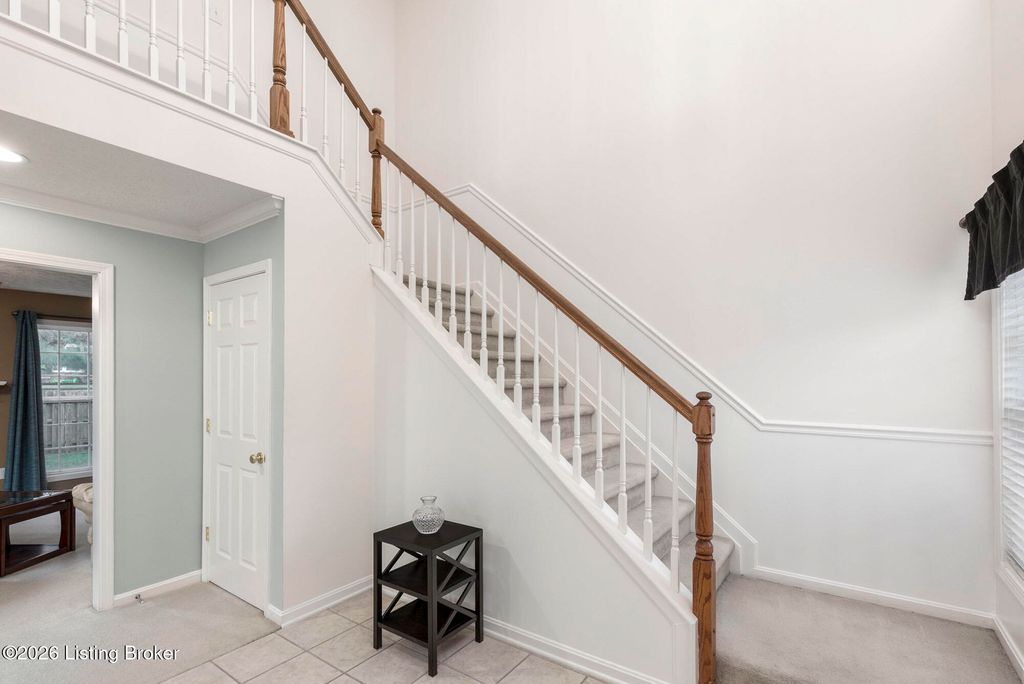 Photo of 4207 Brownsboro Glen Rd, Louisville, KY 40241 (MLS # 1716681)