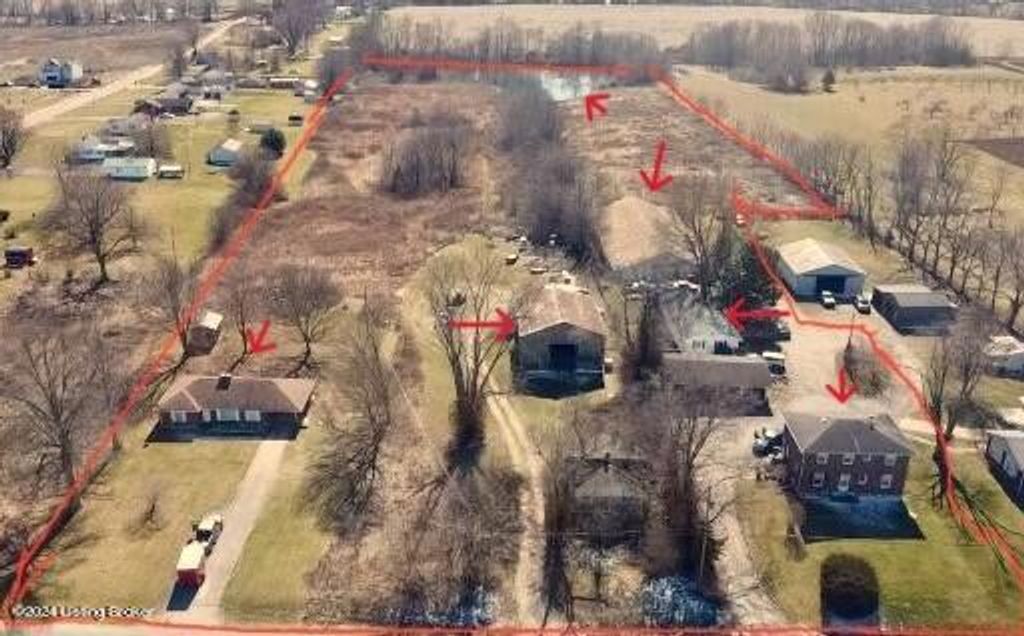 Photo of 610 Old 7 Mile Pike, Shelbyville, KY 40065 (MLS # 1695695)