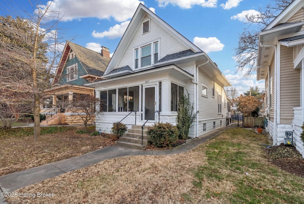 Photo of 1893 Douglass Blvd, Louisville, KY 40205 (MLS # 1708780)