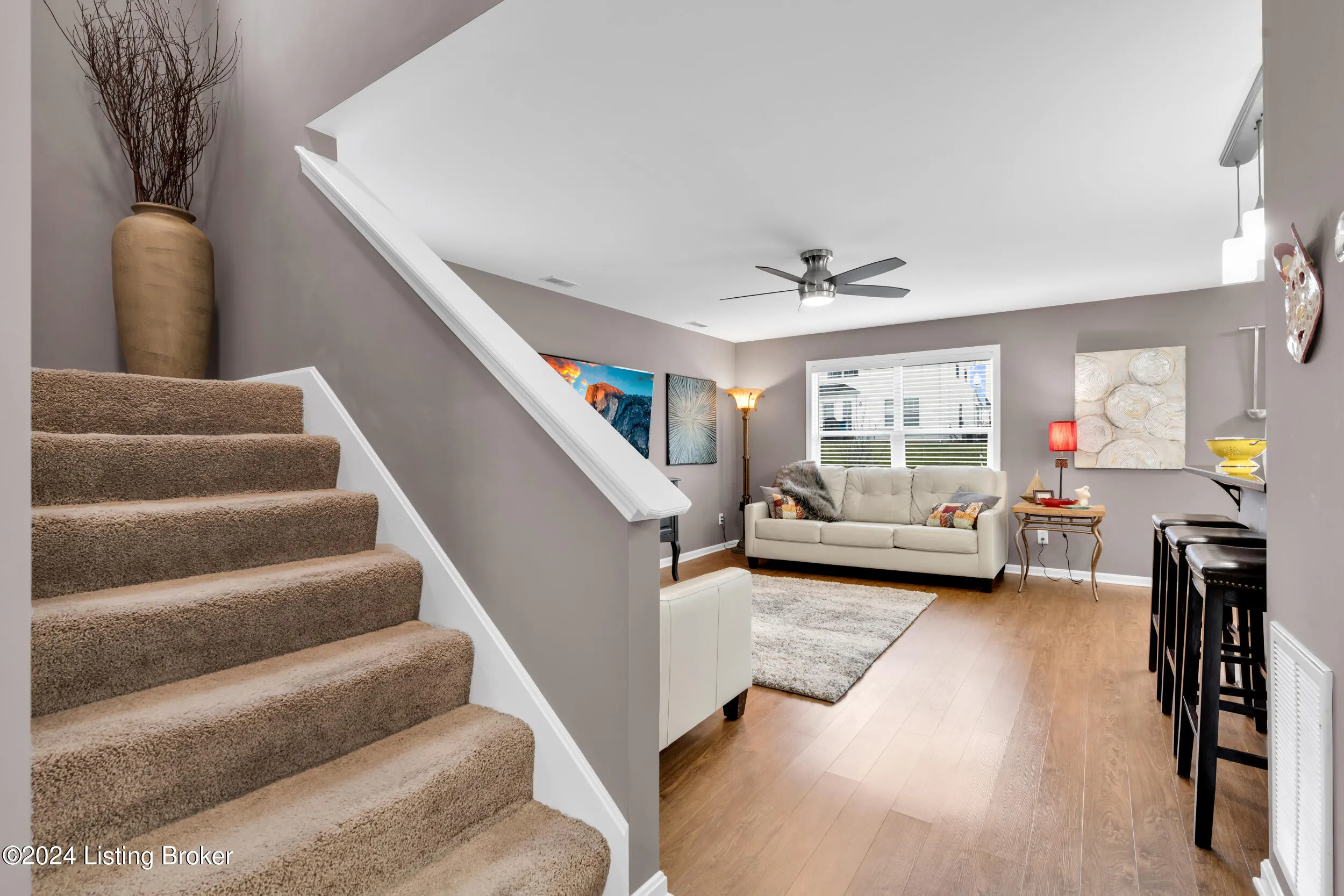 Louisville, Kentucky 40228, United States, 3 Bedrooms Bedrooms, ,3 BathroomsBathrooms,Residential,Active,31128