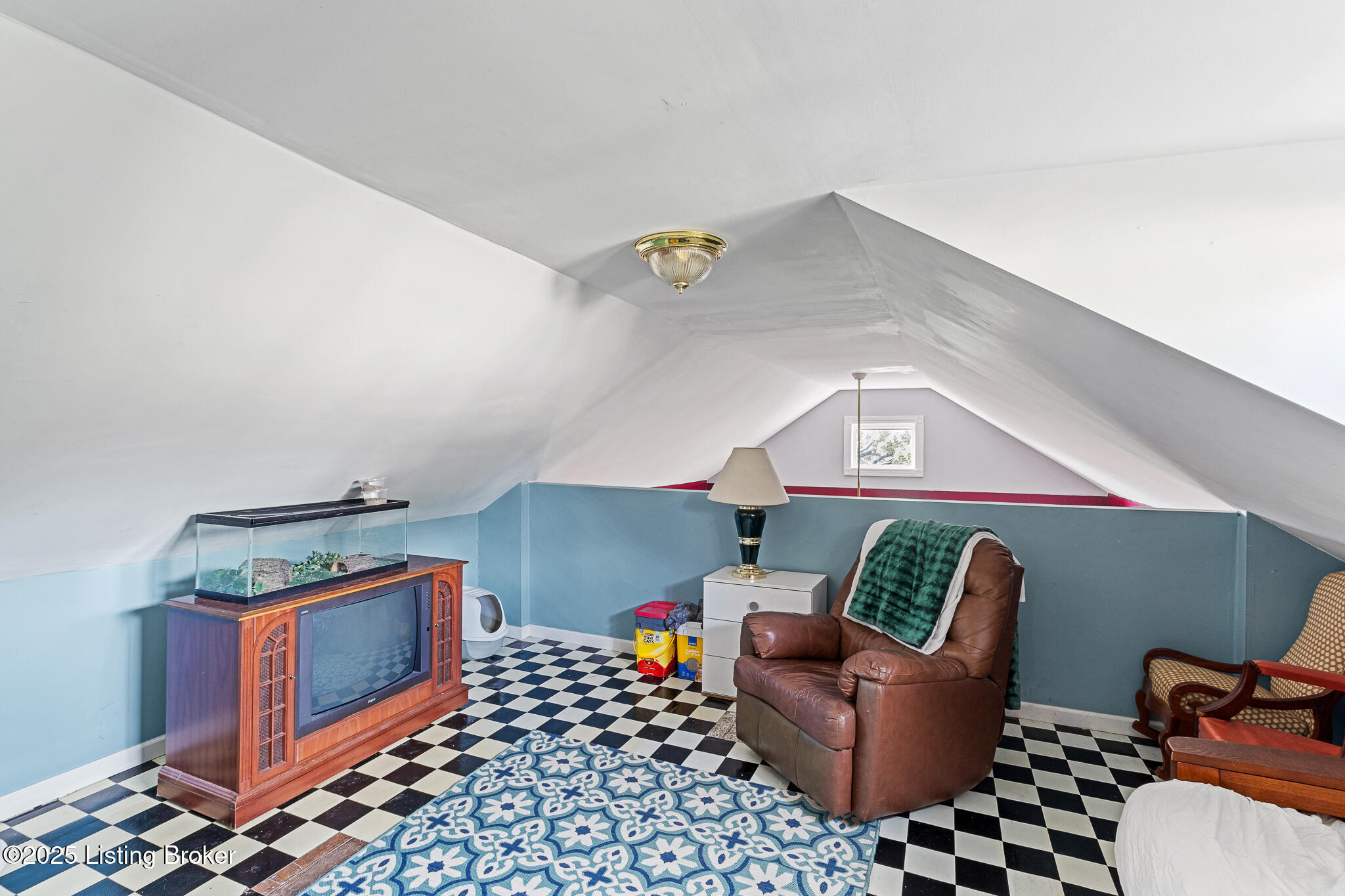 2212 Payne St, Louisville, Kentucky image 18