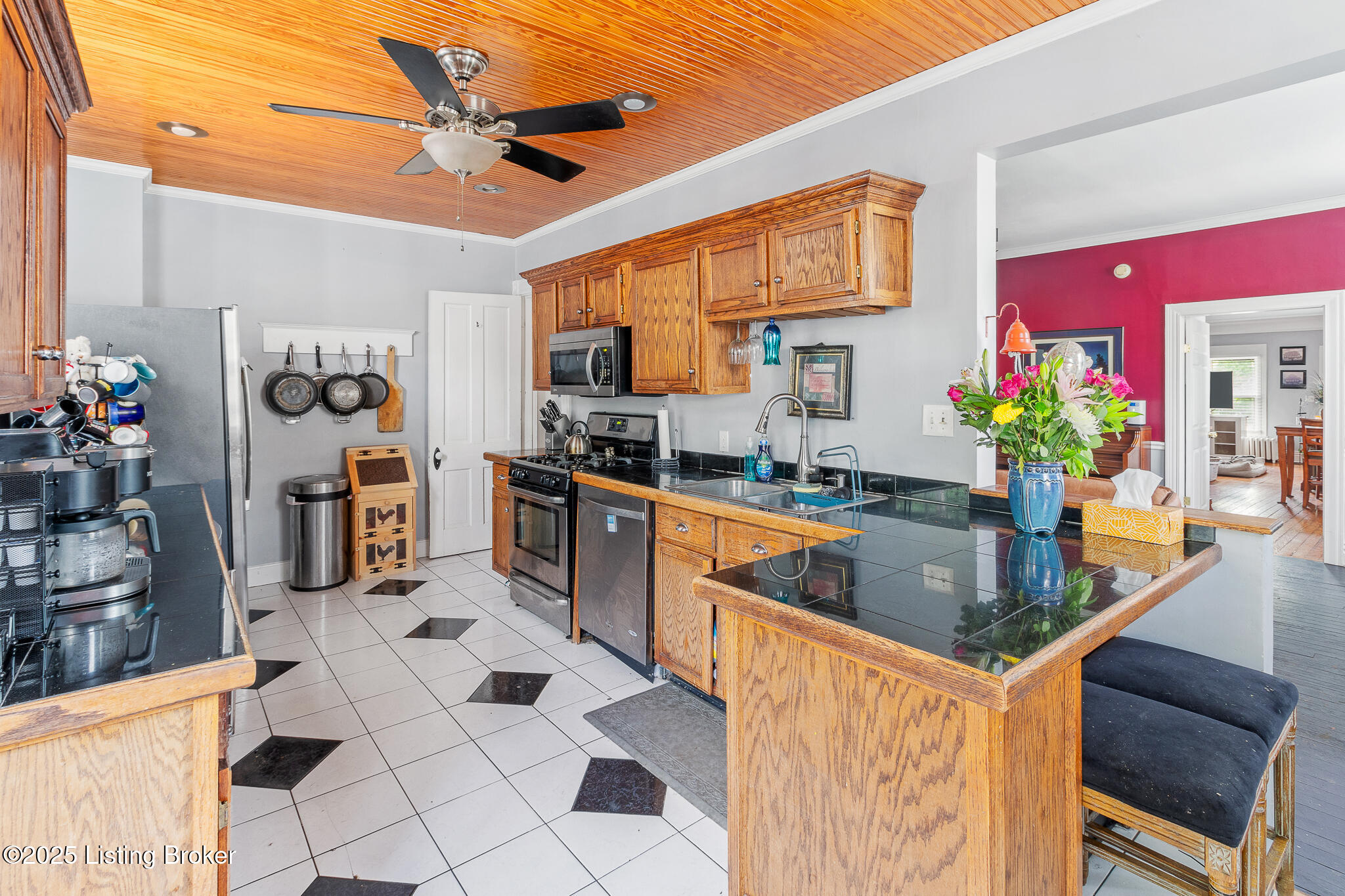 2212 Payne St, Louisville, Kentucky image 14