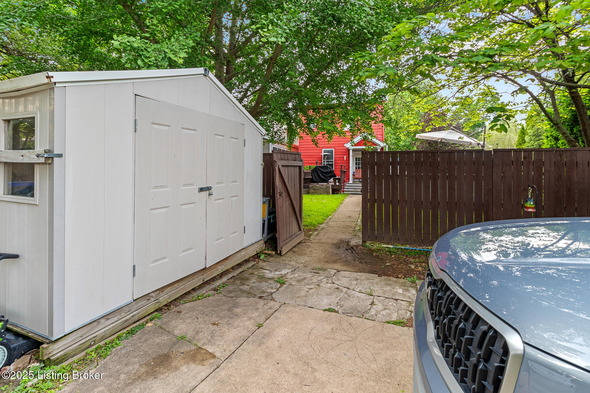 2212 Payne St, Louisville, Kentucky image 26