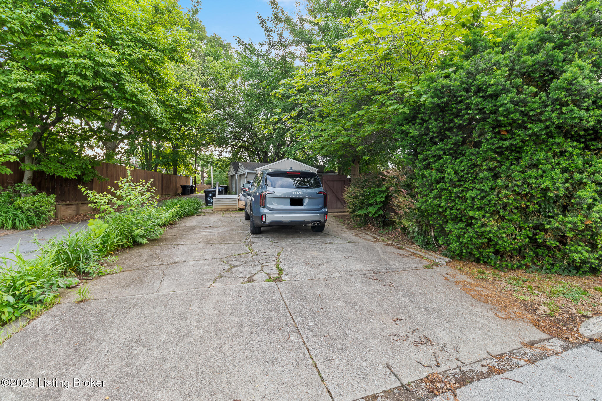 2212 Payne St, Louisville, Kentucky image 27