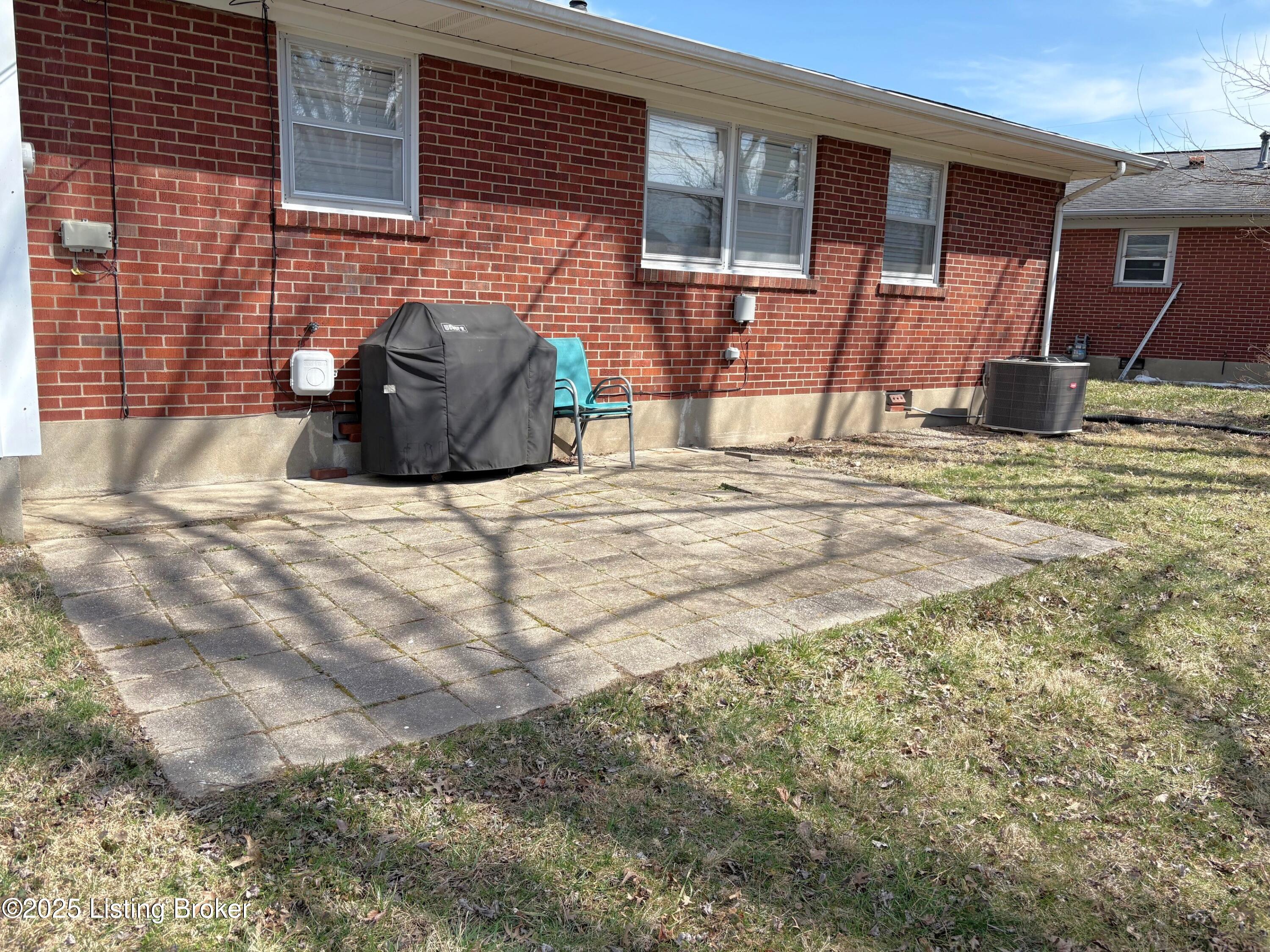3756 Glenmeade Rd, Louisville, Pennsylvania image 5