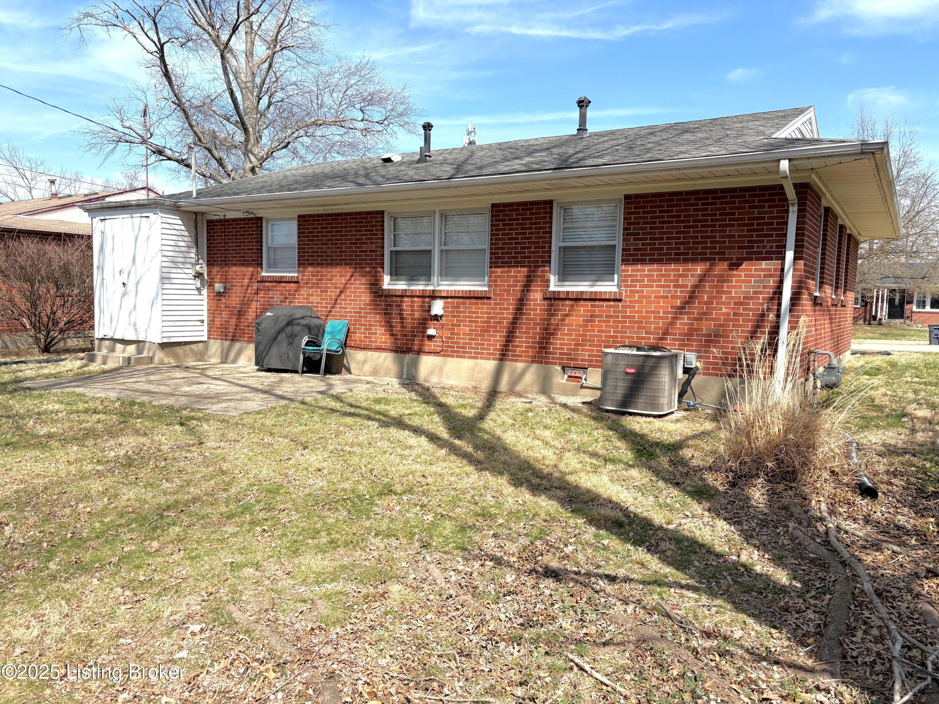 3756 Glenmeade Rd, Louisville, Pennsylvania image 4