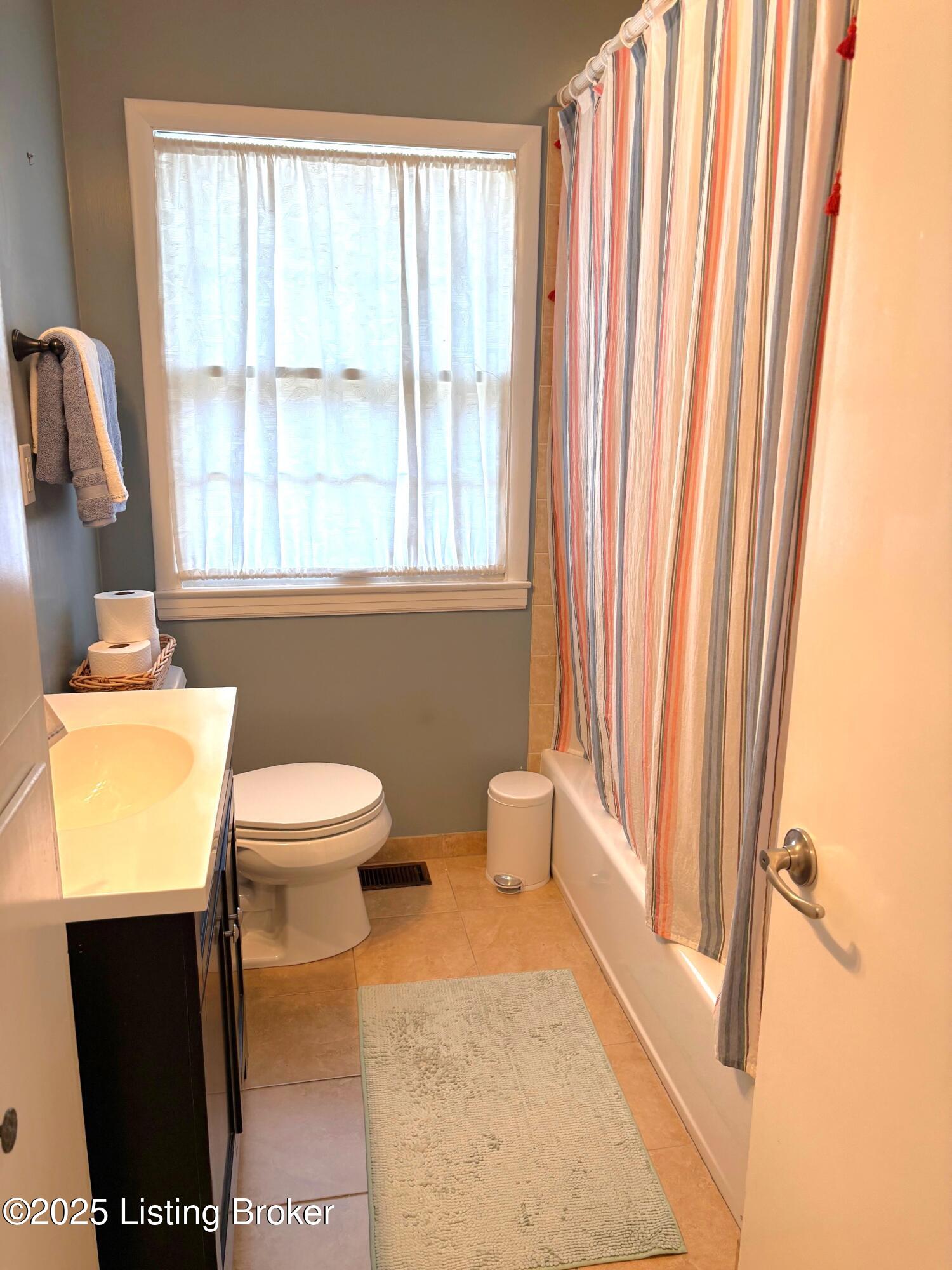 3756 Glenmeade Rd, Louisville, Pennsylvania image 22