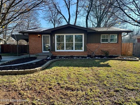 Photo of 4313 Dohn Ave, Louisville, KY 40216 (MLS # 1705015)