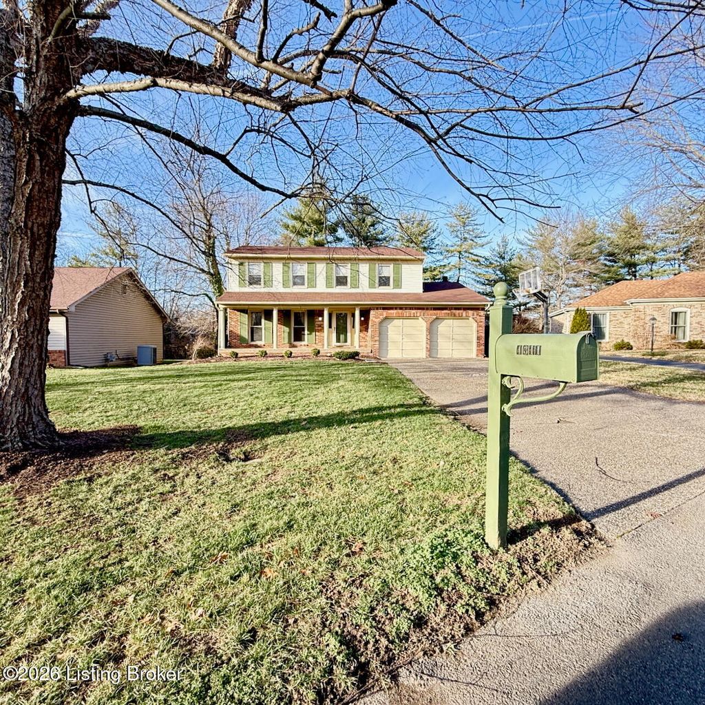 Photo of 4311 Green Pine Ct, Louisville, KY 40220 (MLS # 1706888)