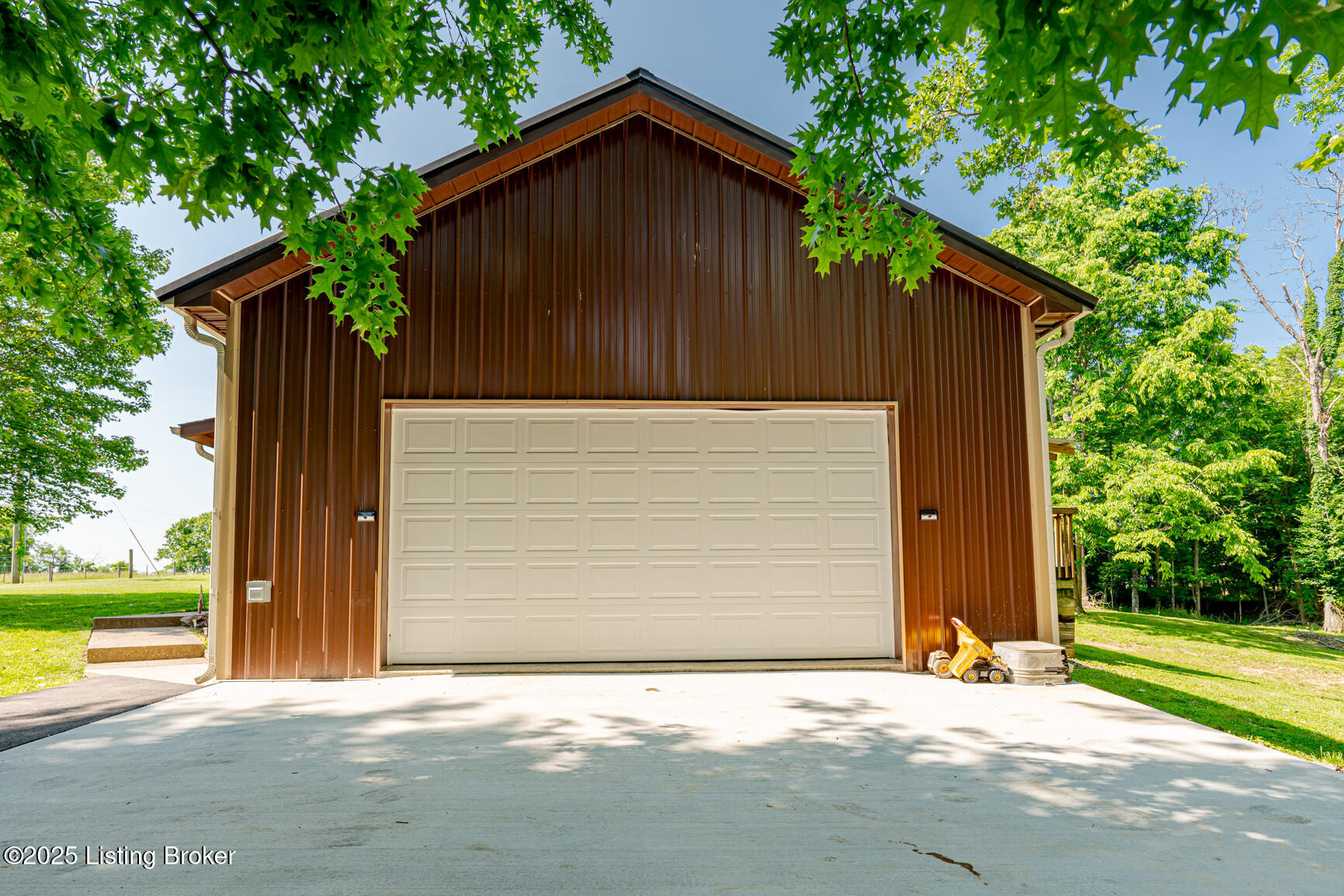 2029 Mount Zion Rd, Frankfort, Pennsylvania image 28