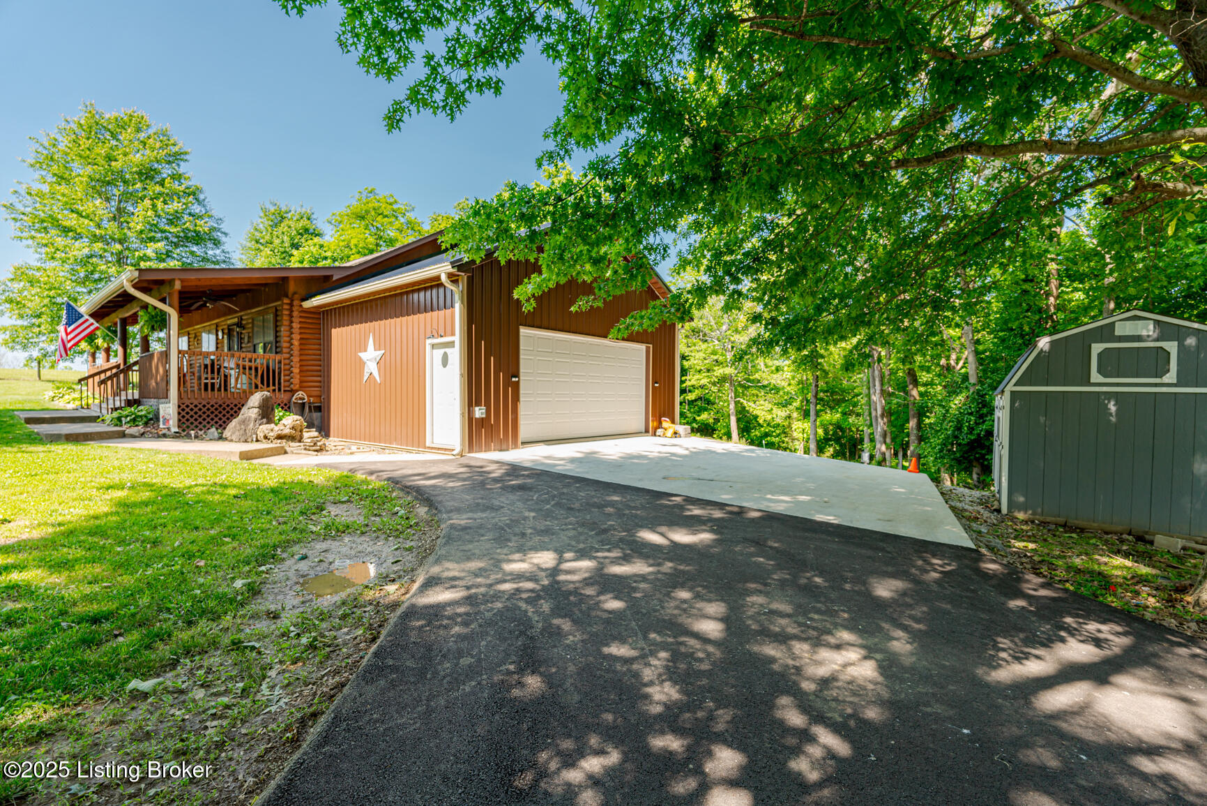 2029 Mount Zion Rd, Frankfort, Pennsylvania image 4