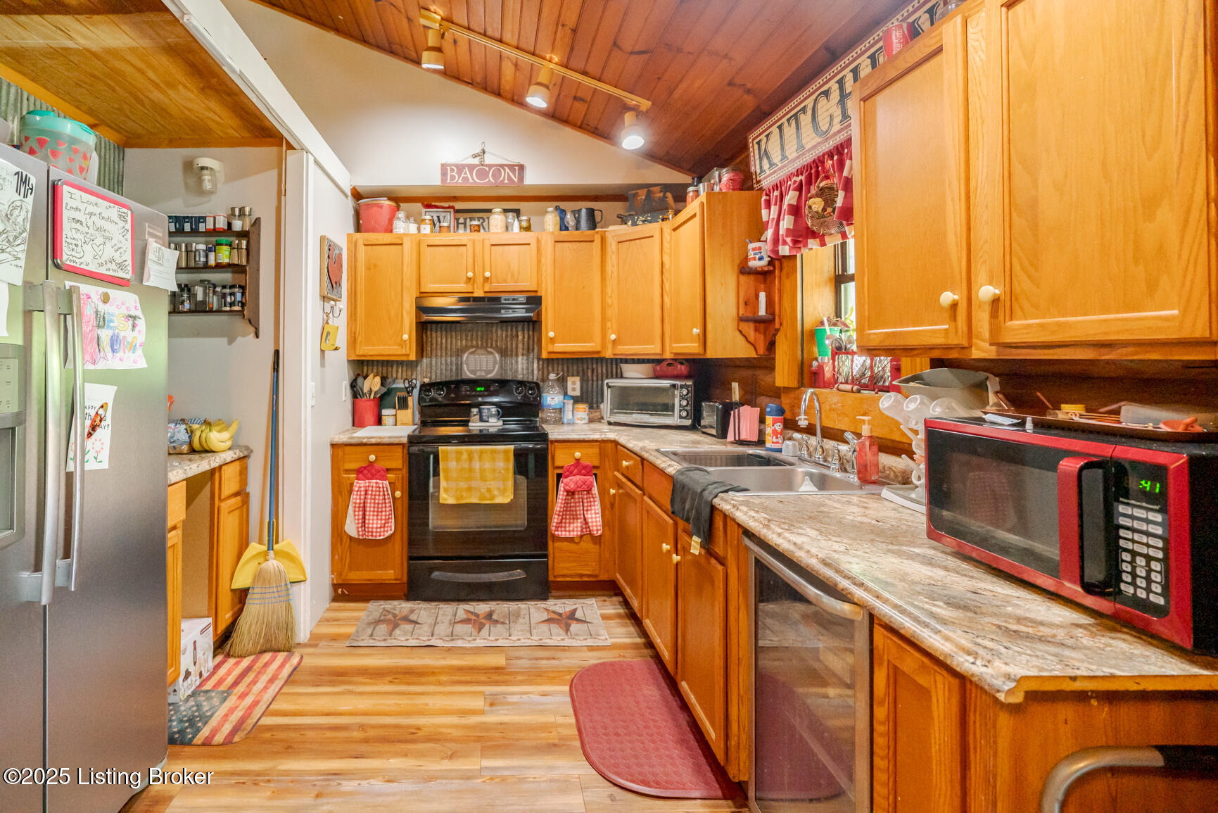 2029 Mount Zion Rd, Frankfort, Pennsylvania image 11