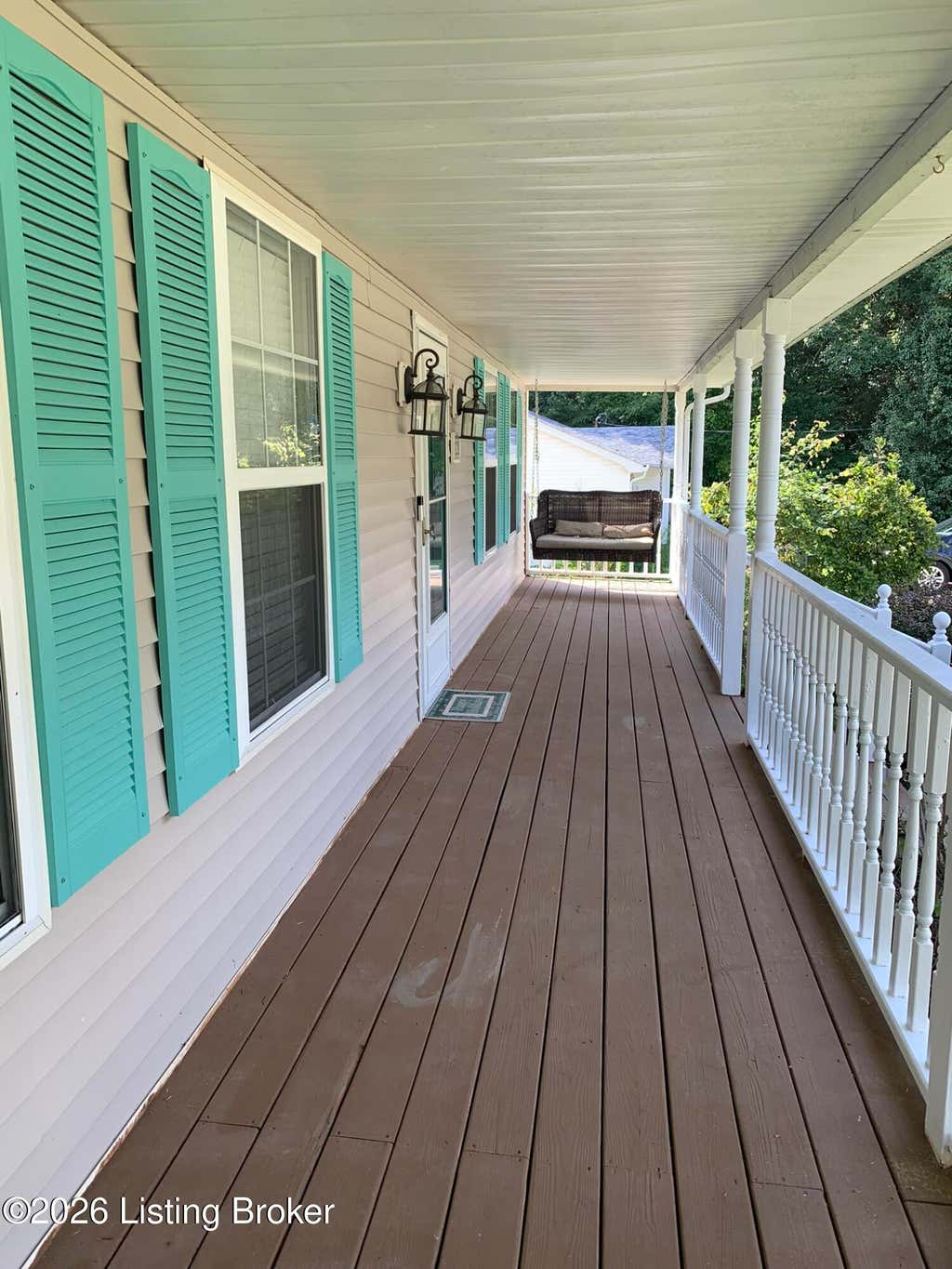 Photo of 128 Whisbrook Ave, Vine Grove, KY 40175 (MLS # 1724085)