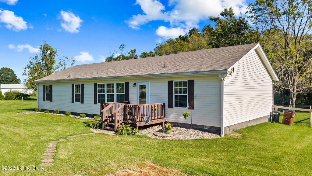 Photo of 3233 Aiken Rd, Shelbyville, KY 40065 (MLS # 1729580)