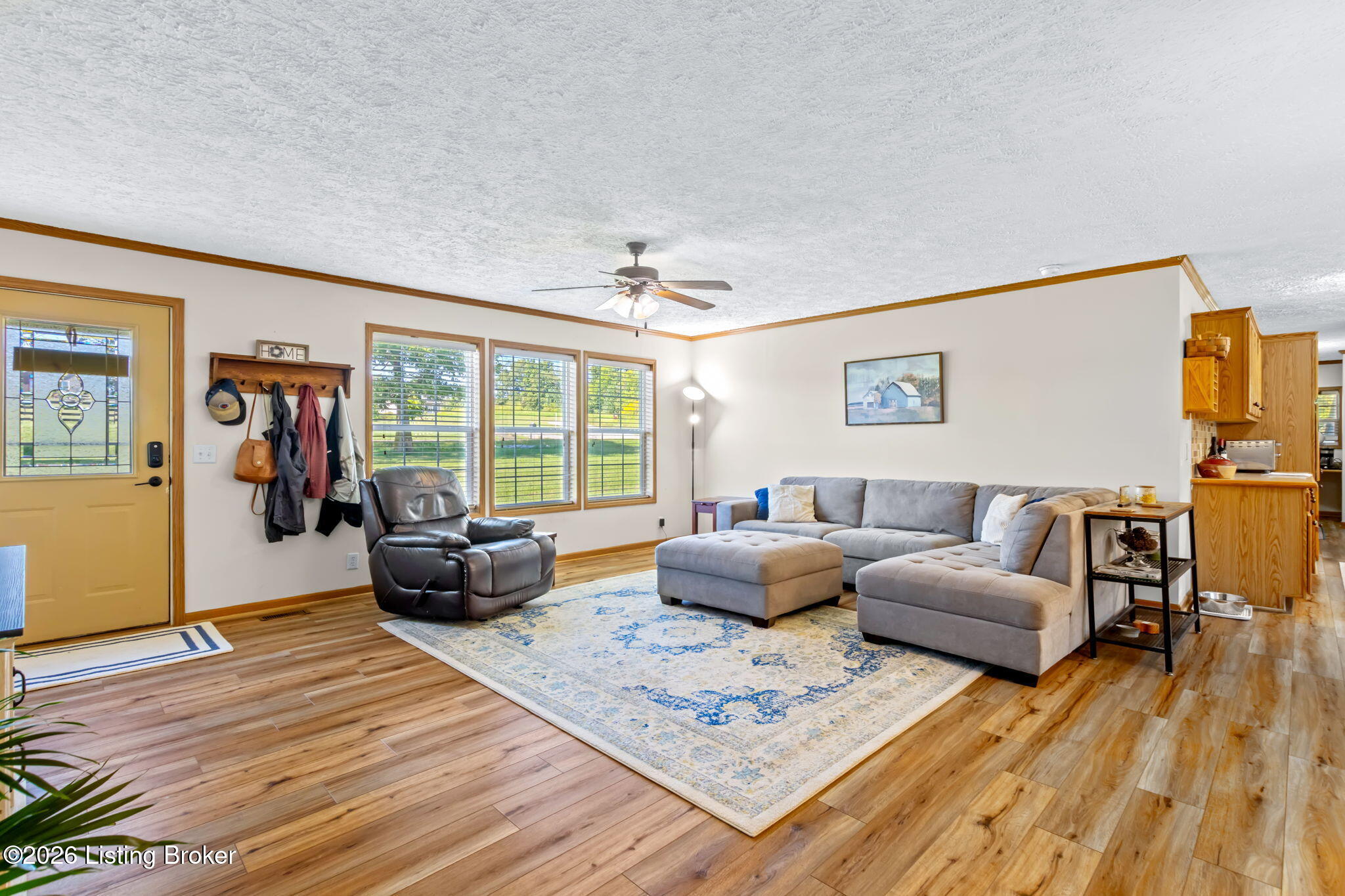 3233 Aiken Rd