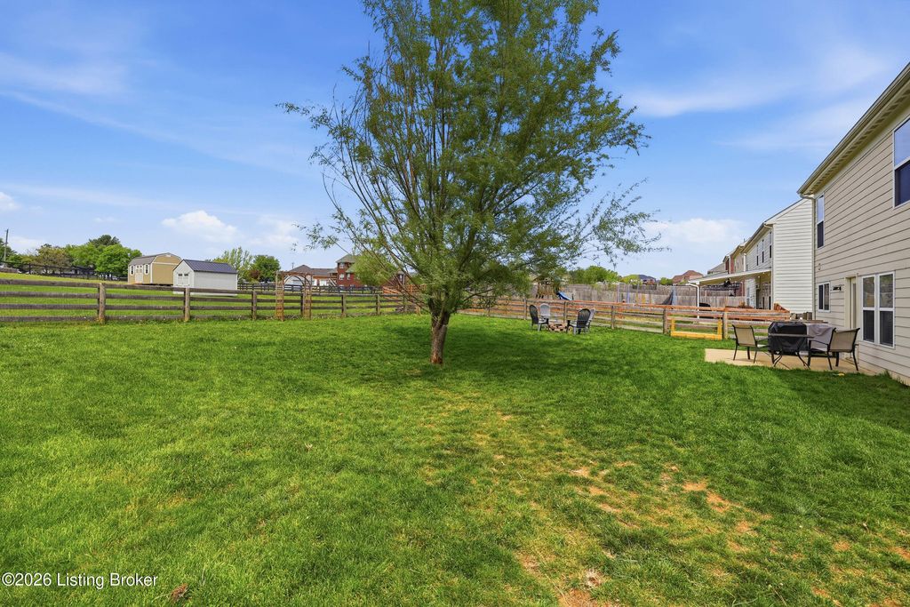 Photo of 301 Copper Creek Dr, Mt Washington, KY 40047 (MLS # 1716544)