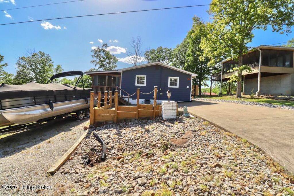 Photo of 940 Nolin Estates Rd, Clarkson, KY 42726 (MLS # 1717420)