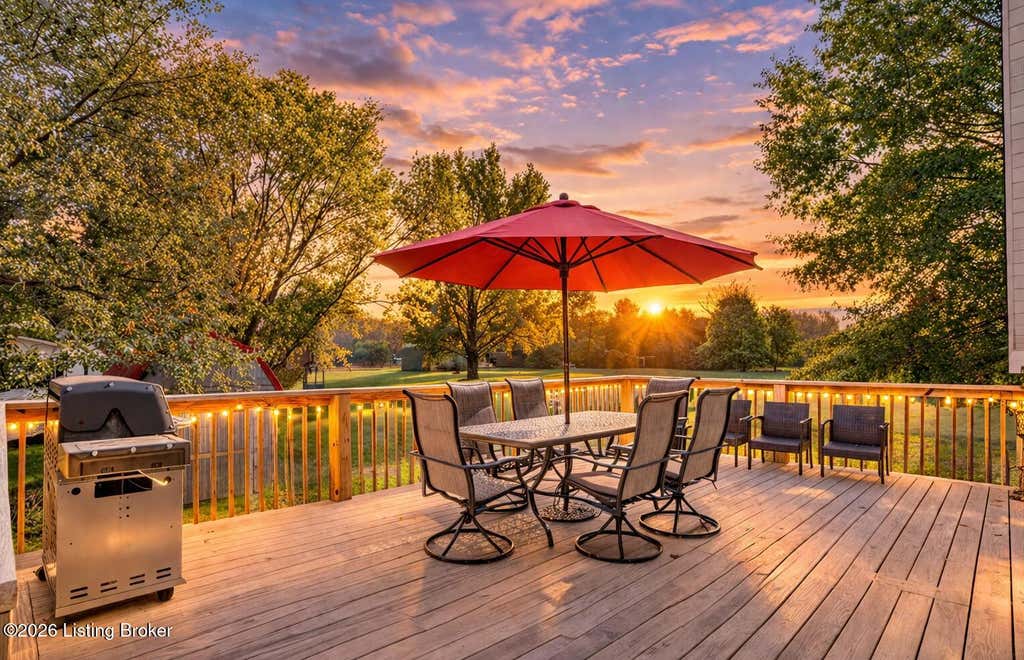 Photo of 59 Axtel Circle Loop, McDaniels, KY 40152 (MLS # 1726933)