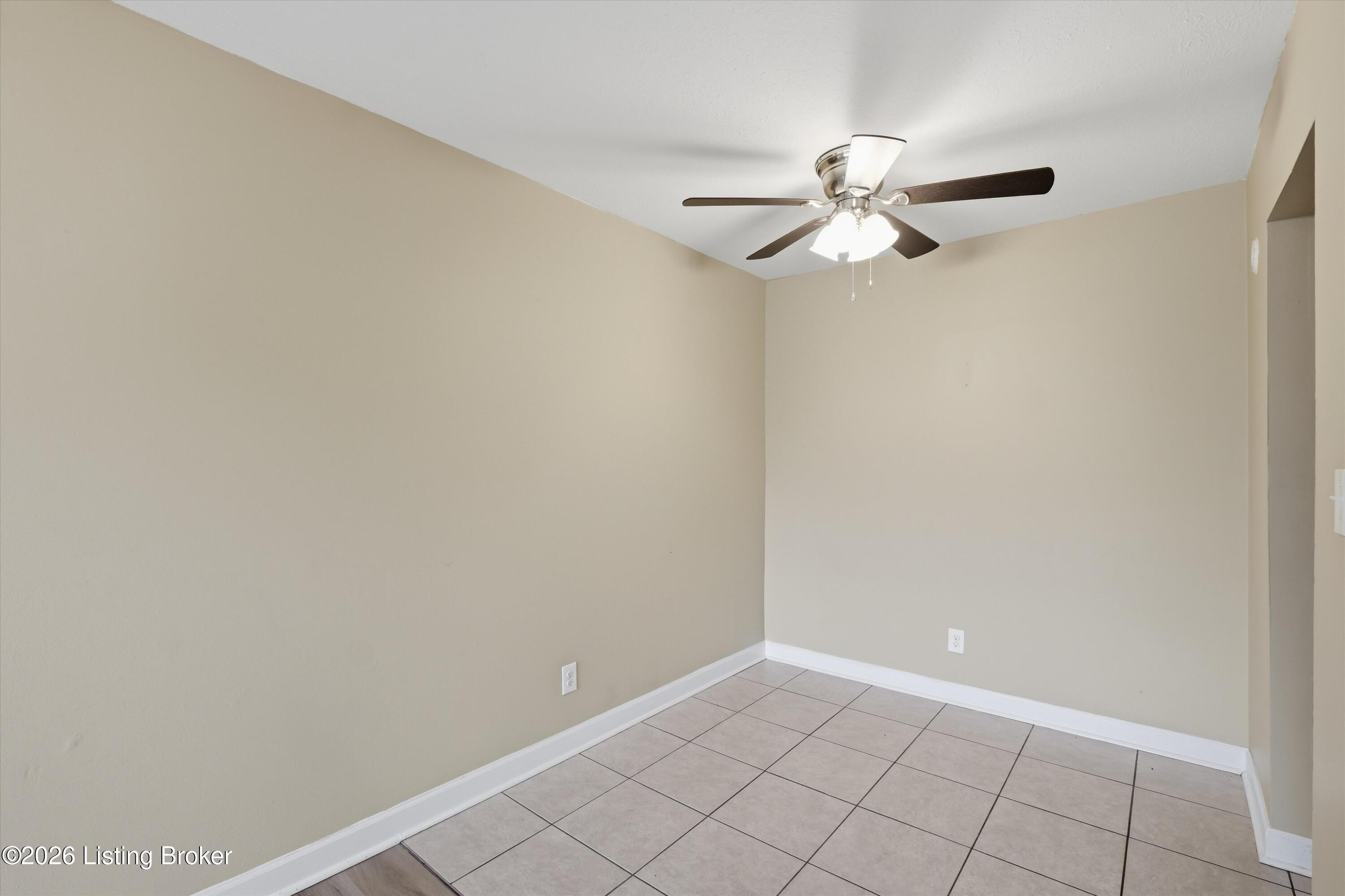 1972 Goldsmith Ln APT 4