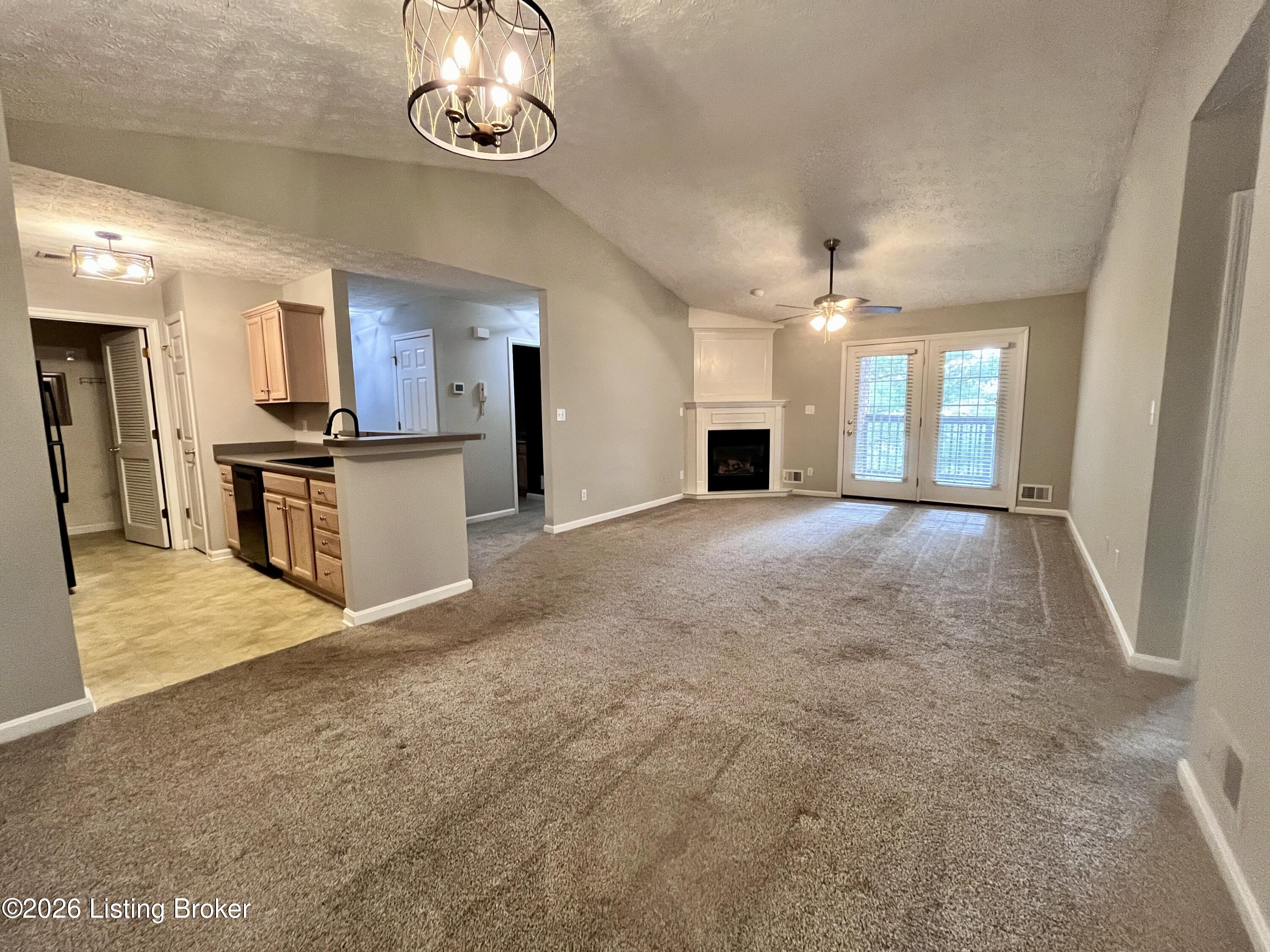 1122 Powerhouse Ln 203