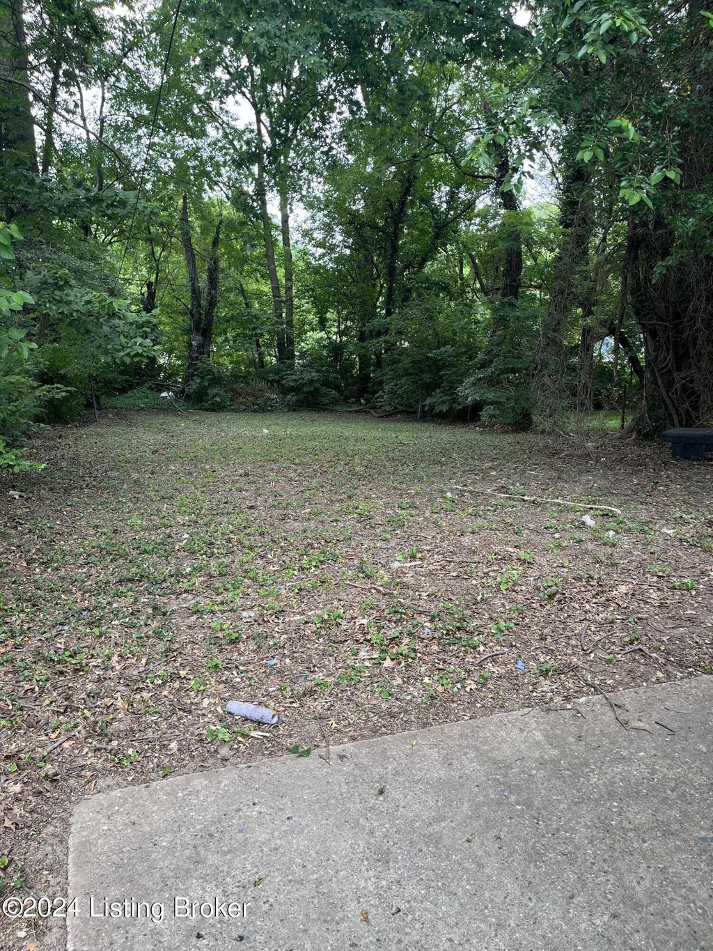 Photo of 302 N 35th St, Louisville, KY 40212 (MLS # 1719779)