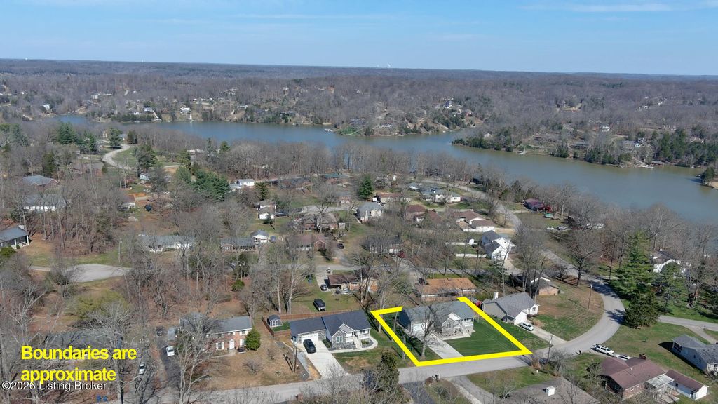 Photo of 631 Lakeshore Pkwy, Brandenburg, KY 40108 (MLS # 1712586)
