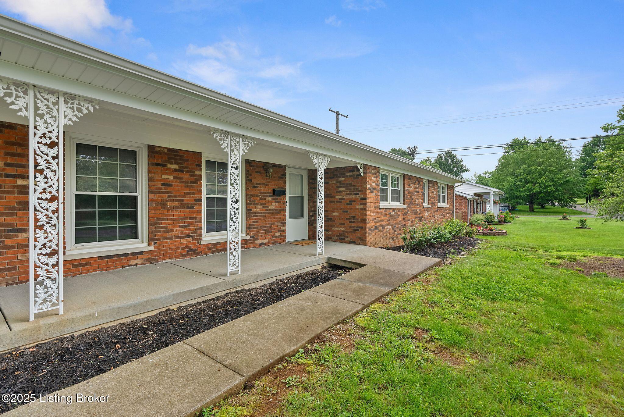 1217 Seneca Trail, Frankfort, Kentucky image 2