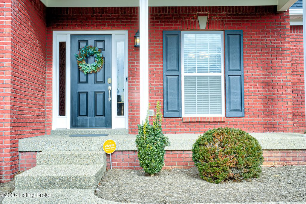 Photo of 11507 Willow Branch Dr, Louisville, KY 40291 (MLS # 1707545)